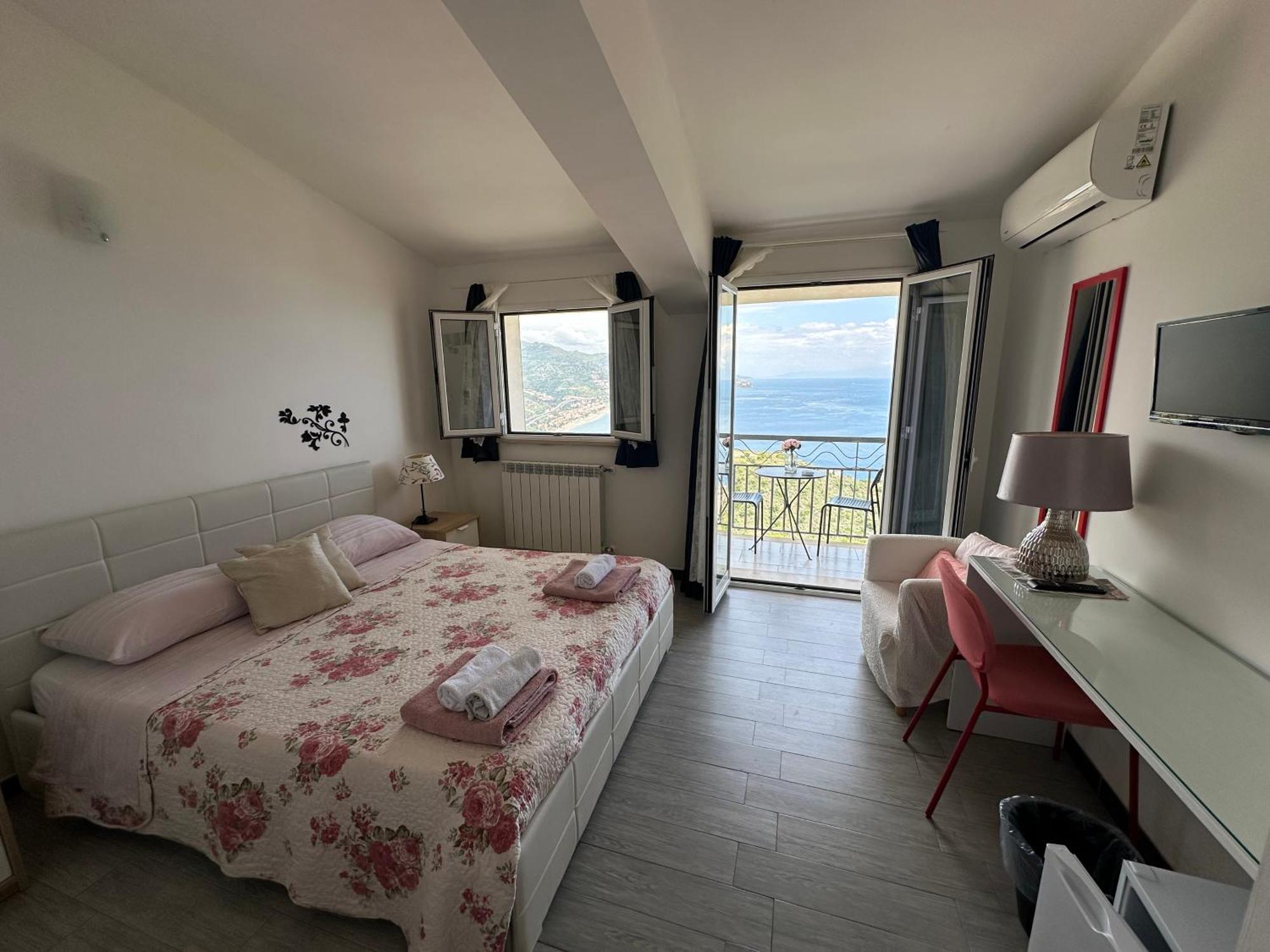타오르미나 Blue Sky House B&B 외부 사진